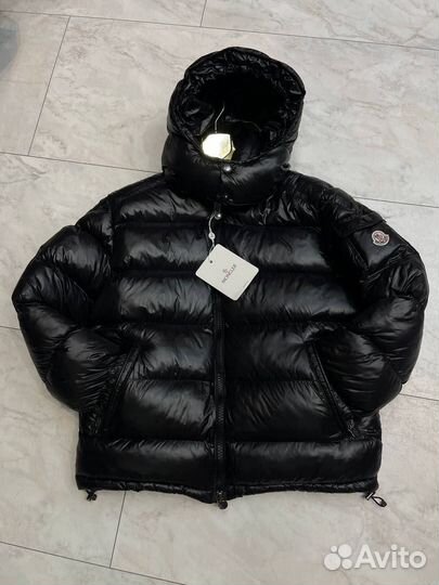 Пуховик Moncler