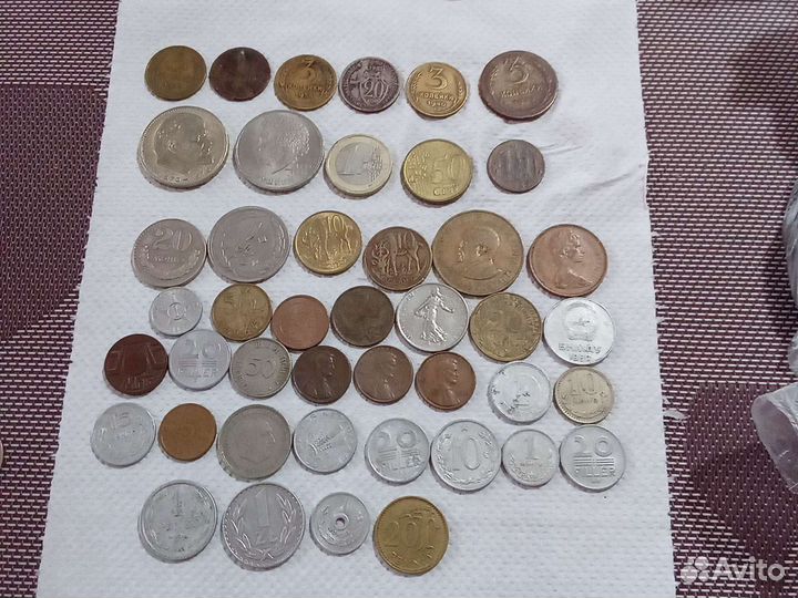 Монеты одним лотом 44 штуки