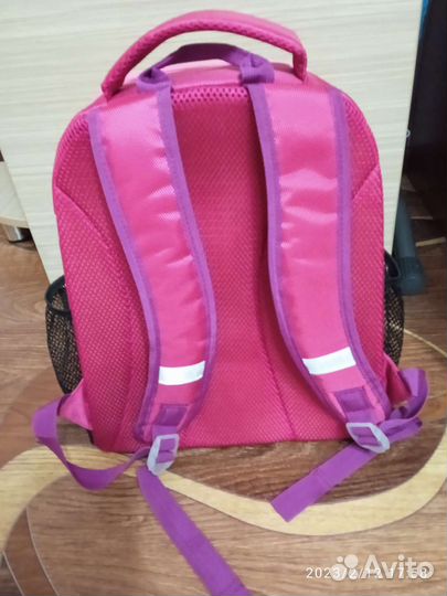 Школьный рюкзак