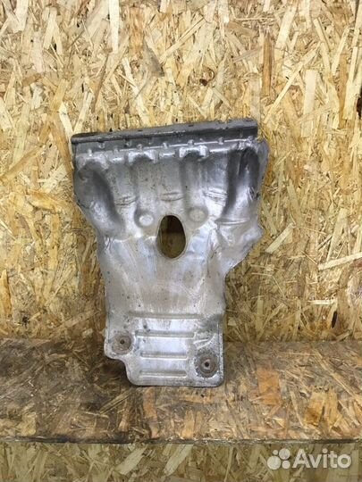 Тепловой экран Opel Astra H хетчбек 1.6 2007