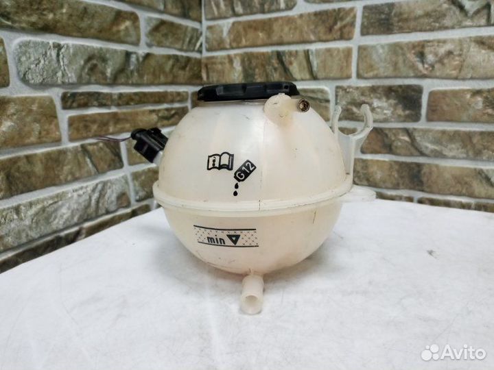 Бачок расширительный Audi Q3 8U 2.0 TDI 2016