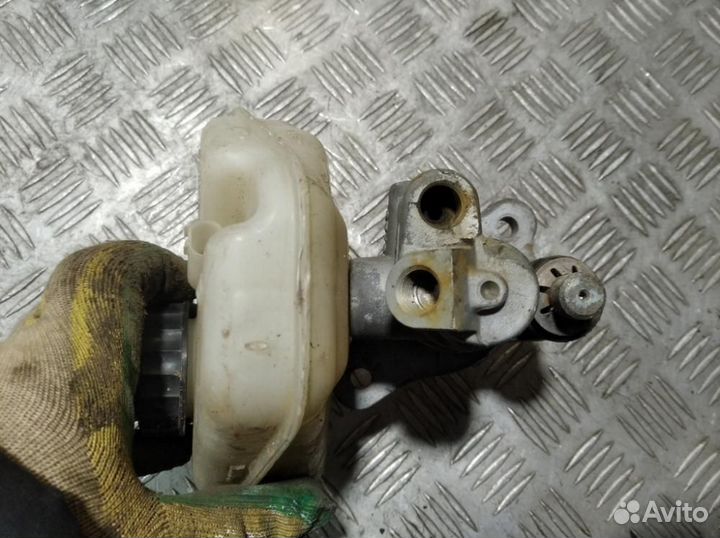 Цилиндр тормозов главный S350 221