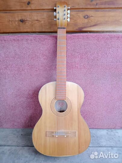 Гитара семиструнная