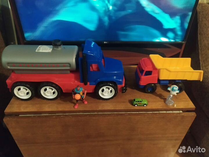Коллекция машинок