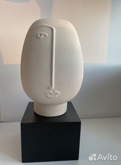 H&M скульптура статуэтка