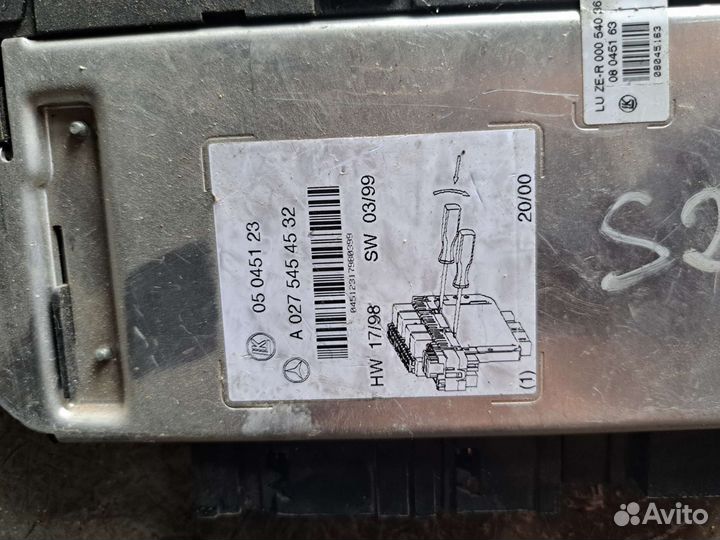 Блок сам на Mercedes w220