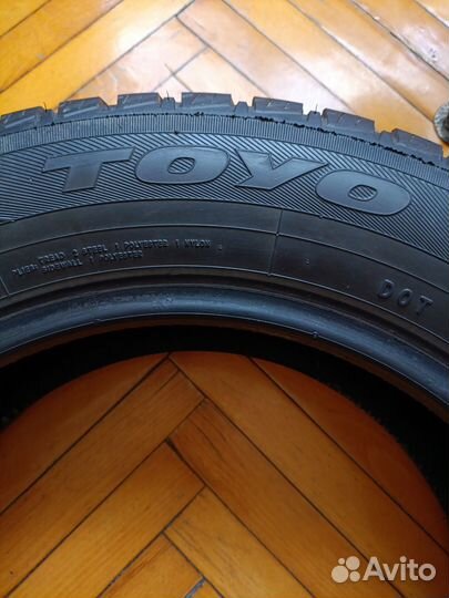 Toyo Observe Ice-Freezer 185/65 R15 88T