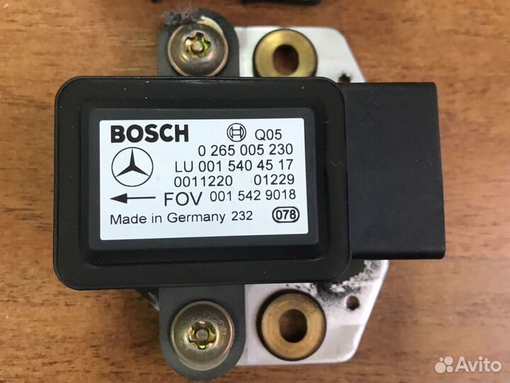 Датчик ускорения Mercedes W220