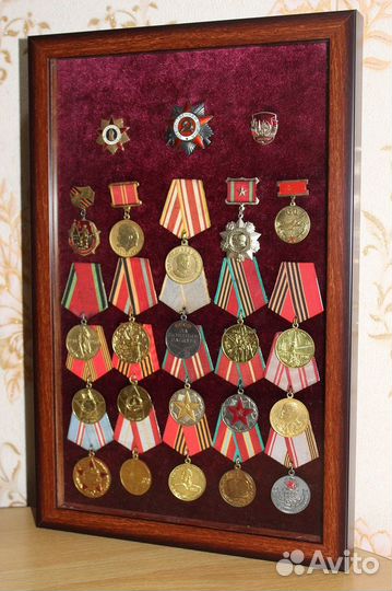 Витрина - Стандарт. Для медалей, значков коллекций