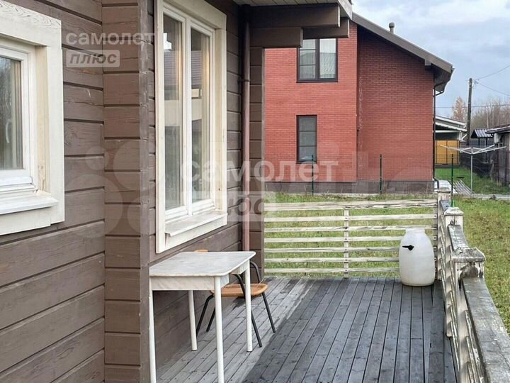 Коттедж 183 м² на участке 9,8 сот.