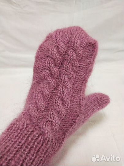Варежки женские