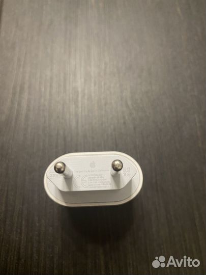 Блок зарядки iPhone 20w