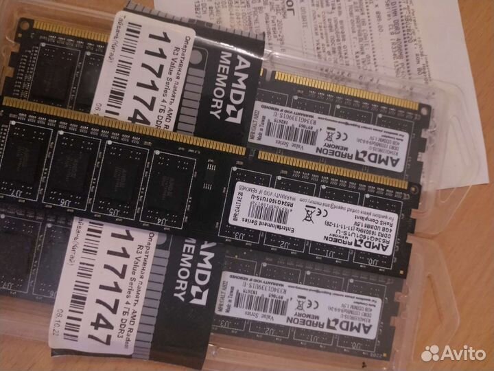 DDR3 AMD 12(4+4+4) Gb 12800