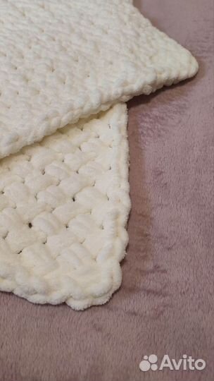 Плед детский плюшевый вязаный 81х78