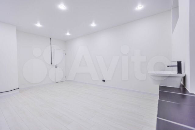 1-я линия, 2 мин от метро, под салон красоты в Москве | Аренда ...