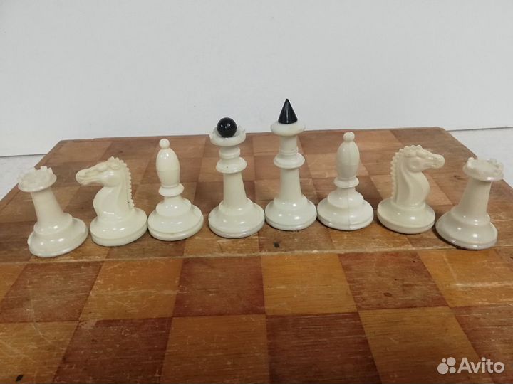 Шахматы СССР карболитовые фигуры доска дерево