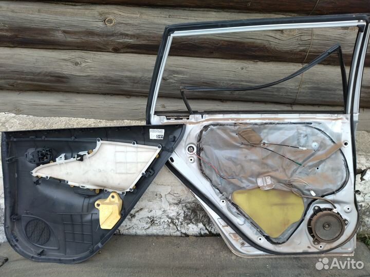 Дверь задняя левая Тойота Королла Филдер 141