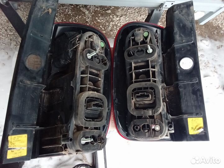 Duster задний фонарь