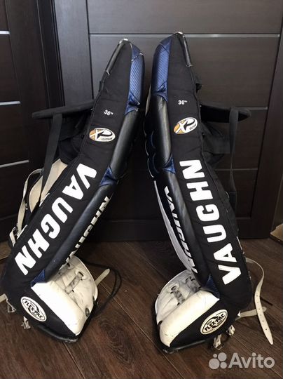 Вратарские щитки vaughn velocity XP custom 36