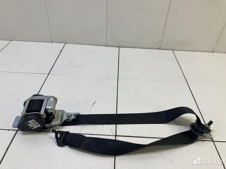 Ремень безопасности с пиропатроном Mercedes-Benz M