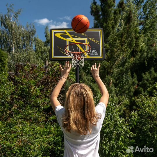 Баскетбольная стойка