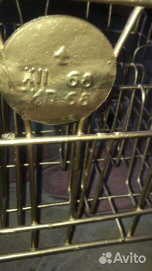 Корзина для бутылок на колесиках