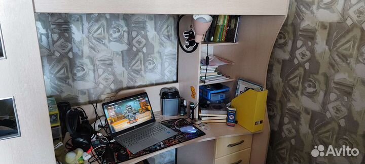 Детская кровать чердак со столом б/у