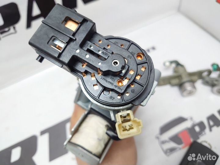 Замок зажигания Mazda 3 BK