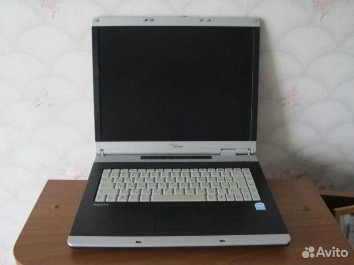Fujitsu-Siemens amilo PRO V2030d