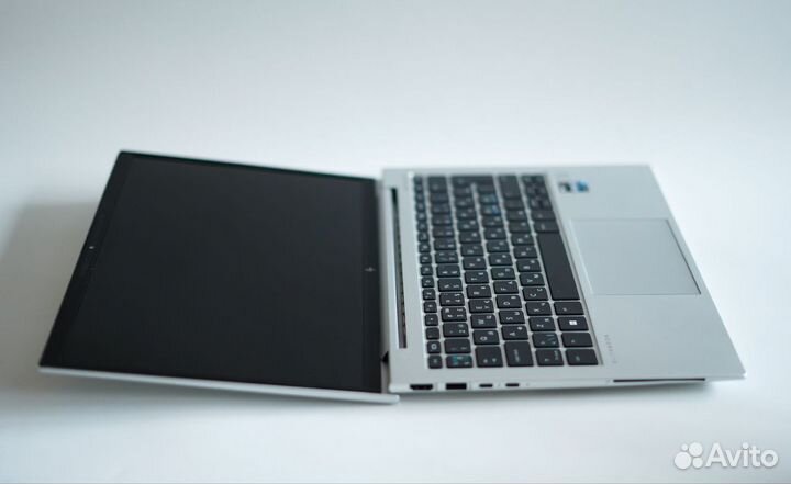 HP Elitebook 830 G9 i5-1235U 16GB 256GB wuxga