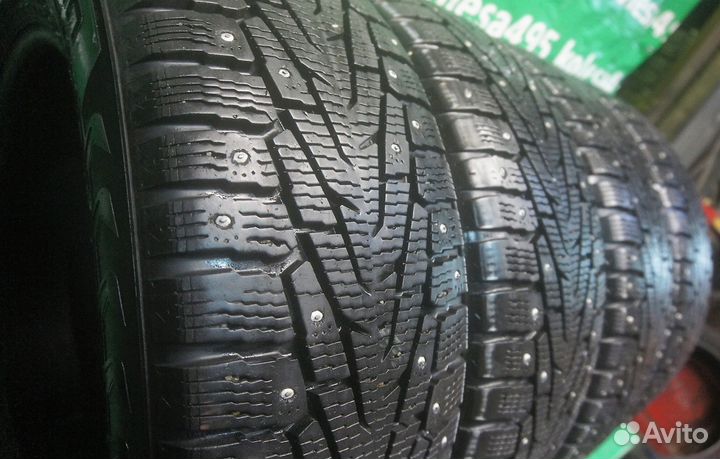 Nokian Tyres Hakkapeliitta 7 235/60 R18 107T