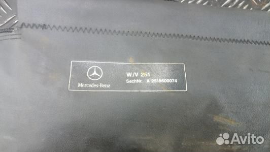 Сетка (собачник) mercedes benz R-class W251 (1GM44N302)