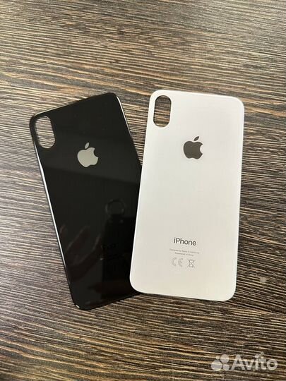 Заднее стекло на iPhone 8/8Plus/X/SE 2020