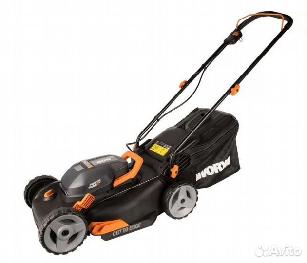 Аккумуляторная газонокосилка Worx WG743E