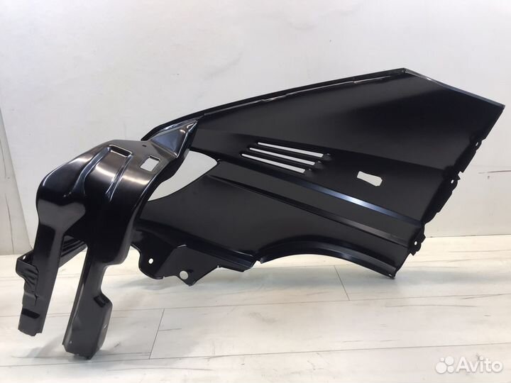 Крыло на mercedes sprinter