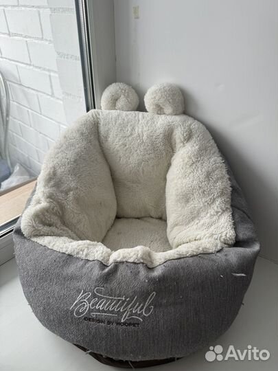 Лежанка для кошек