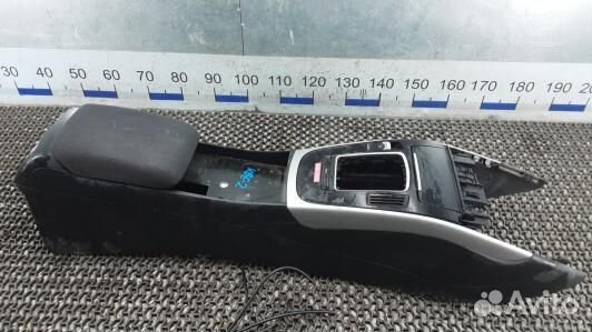 Подлокотник центральный audi A4 B8 (KBE02IX01)