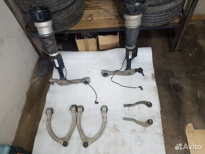 Амортизатор передний Mercedes Benz W221