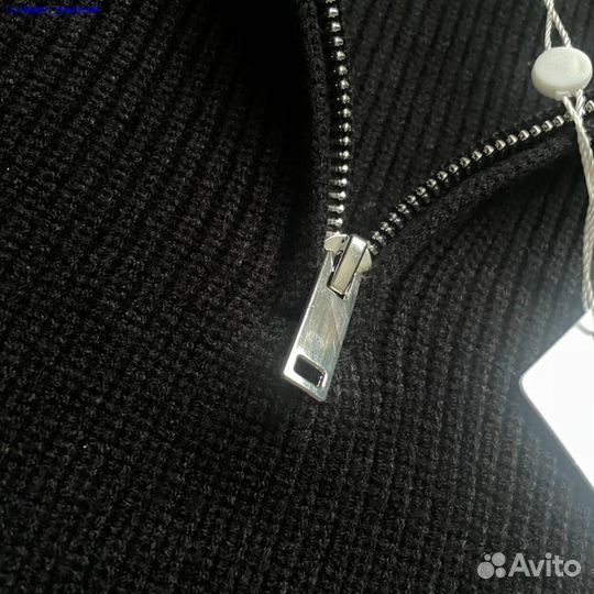 Полузамок Maison Margiela