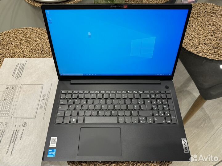 Новый ноутбук Lenovo V15