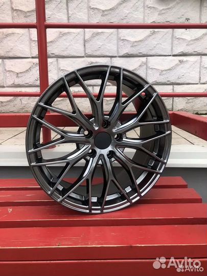 Литые Диски R17 7J 5*114.3 ET45 D67.1