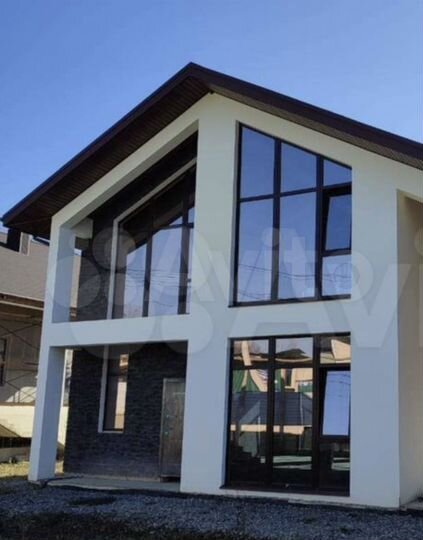 Дом 160 м² на участке 4 сот.