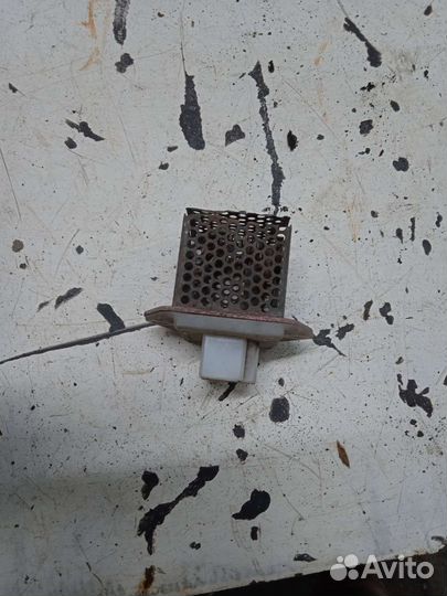 Реостат печки Nissan Terrano 2 Ниссан Террано 2