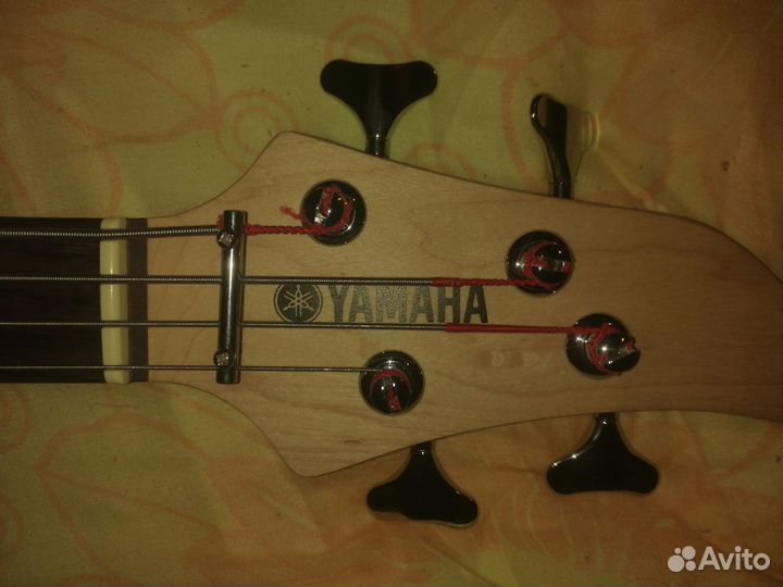Бас гитара yamaha оригинал
