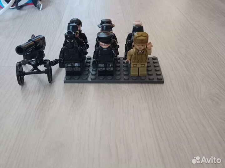 Lego человечки военные