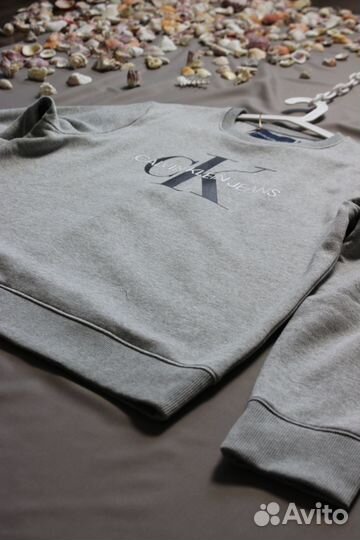 Лонгслив Calvin Klein новый оригинал XL