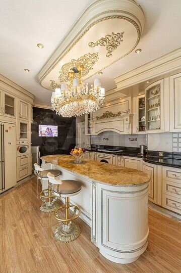 3-к. квартира, 170 м², 16/23 эт.