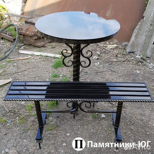 Столы и скамейки