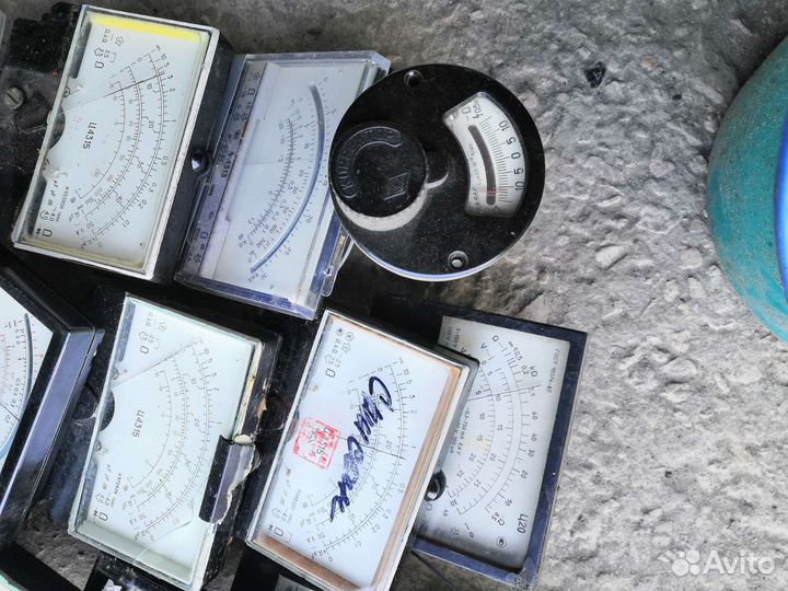 Индикаторы стрелочные