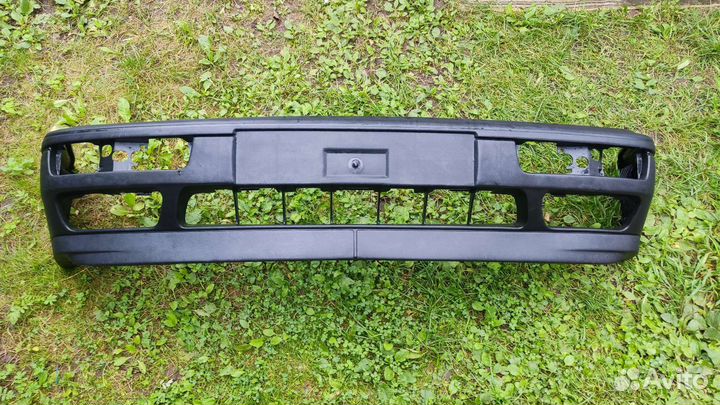 Передний бампер volkswagen golf 3